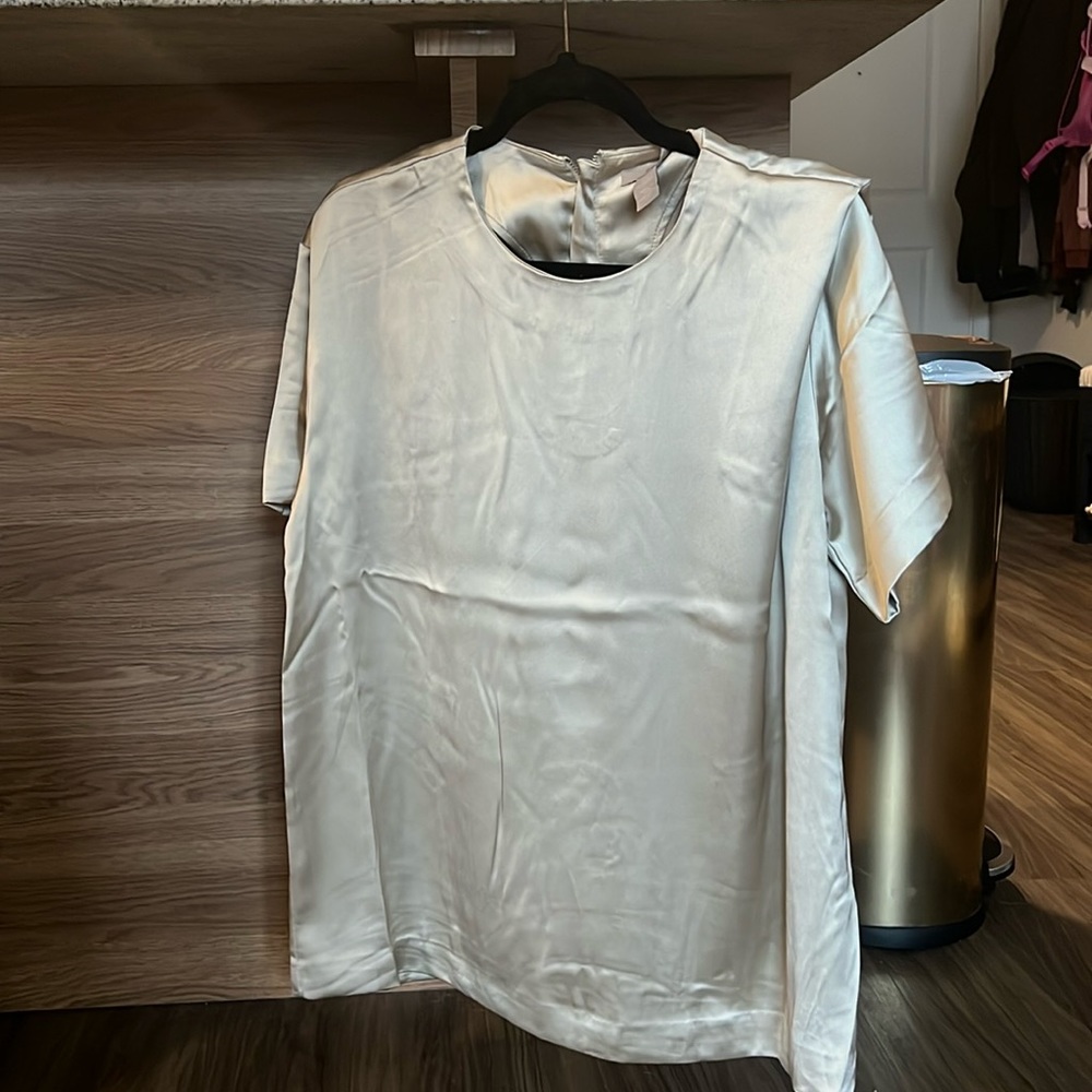 Dress top